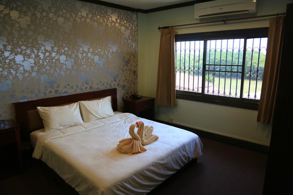 Excellency Apartment Vientiane Exteriör bild